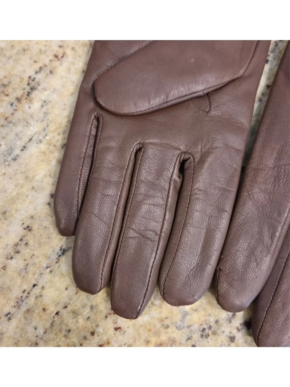 Isotoner Women’s Sz M 7.5 Thinsulate Lined Brown Leather Gloves - Picture 7 of 16